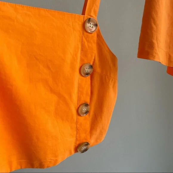 *SOLD*Princess Polly Buttons Front 2-piece Orange matching set Crop Top & Skorts - Picture 4 of 10